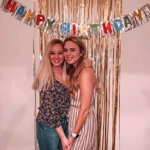 Meet your Posher, Libby